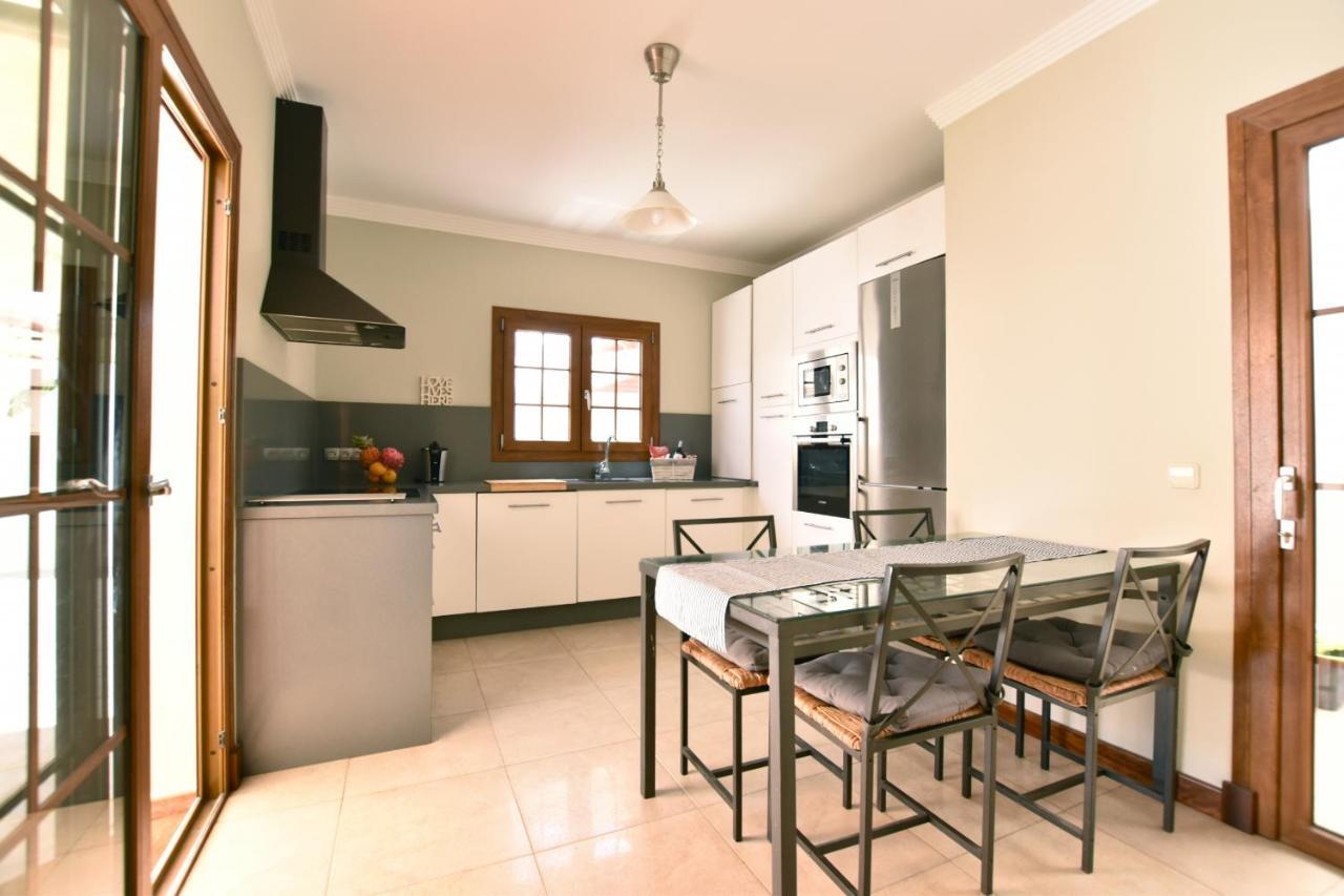 Lighthouse Villa - Private Pool - كوستا تاغيسي المظهر الخارجي الصورة